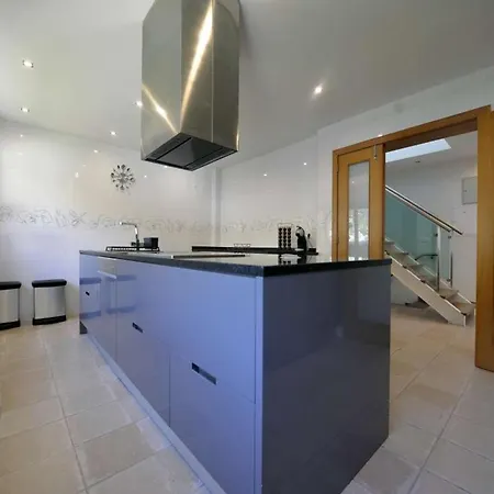 Villa Charming 4 Bedrooms View Private Pool Caminha