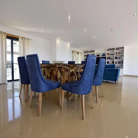 Charming 4 Bedrooms View Private Pool